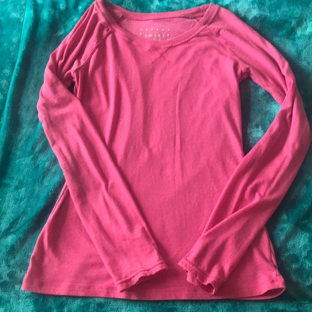 Lightweight sleep shirt